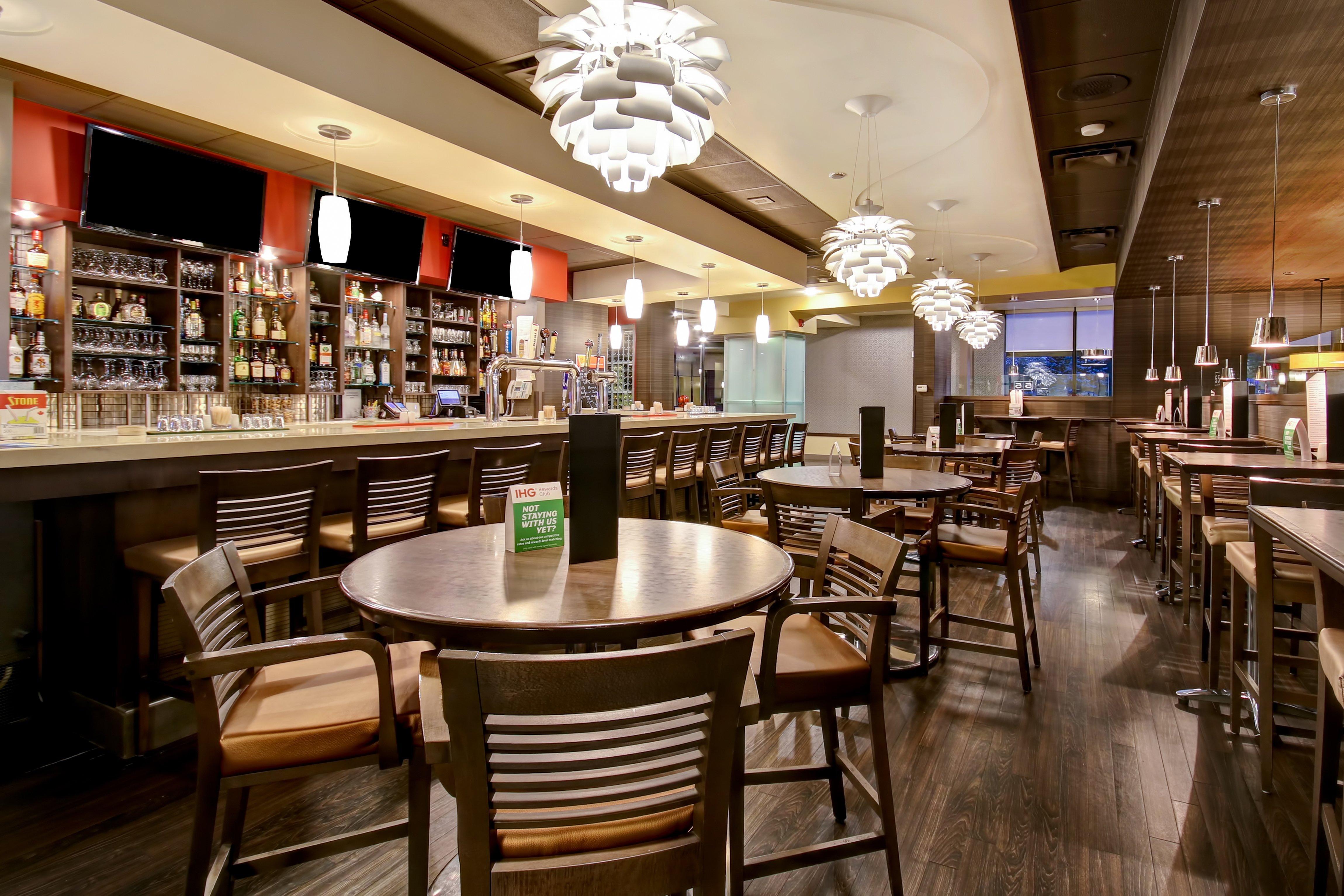 Holiday Inn Windsor - Ambassador Bridge By Ihg Exterior photo