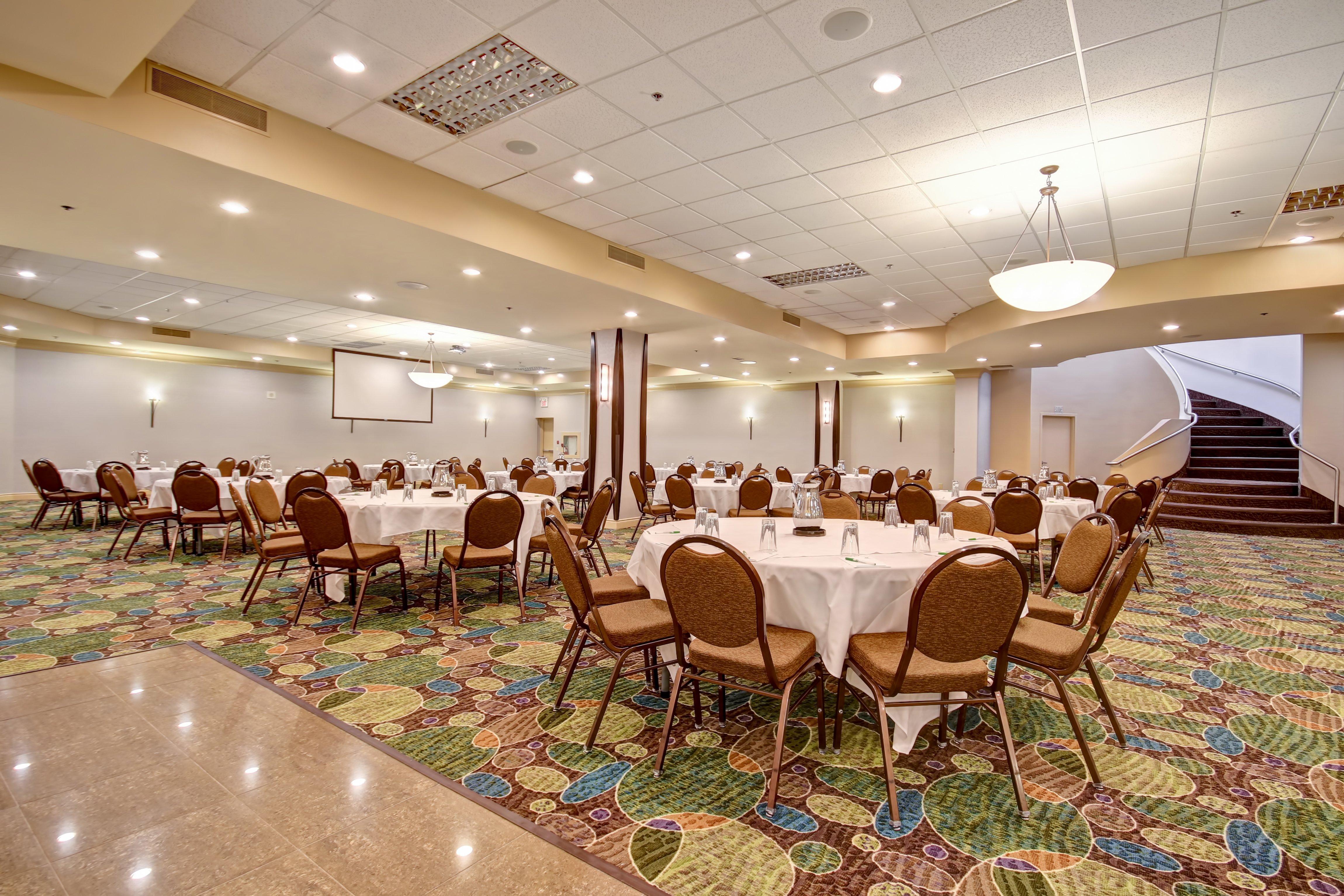 Holiday Inn Windsor - Ambassador Bridge By Ihg Exterior photo