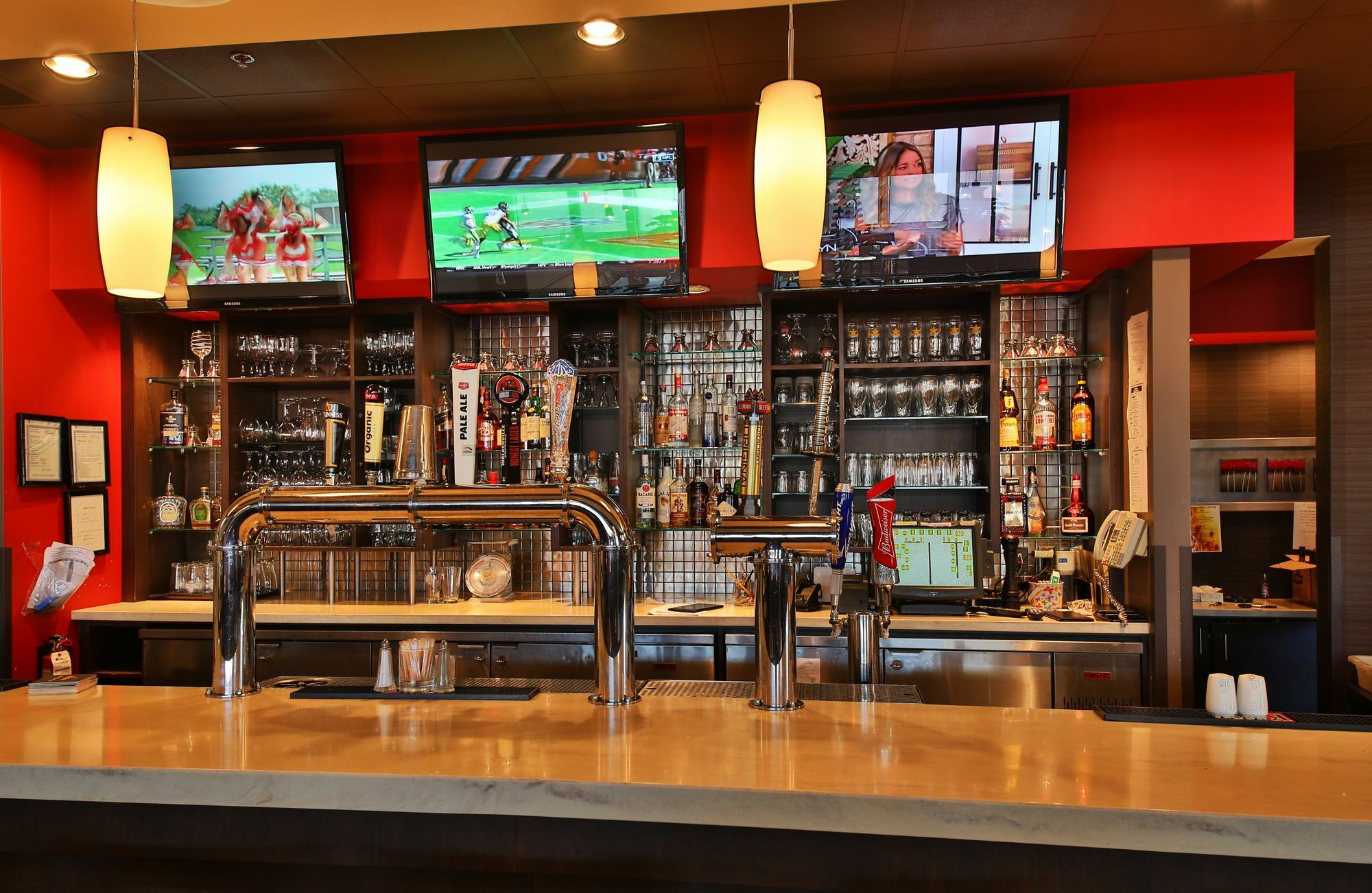 Holiday Inn Windsor - Ambassador Bridge By Ihg Exterior photo